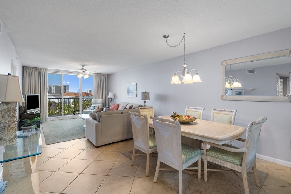 Dining Room, Dining Table, Furniture, Indoors, Table