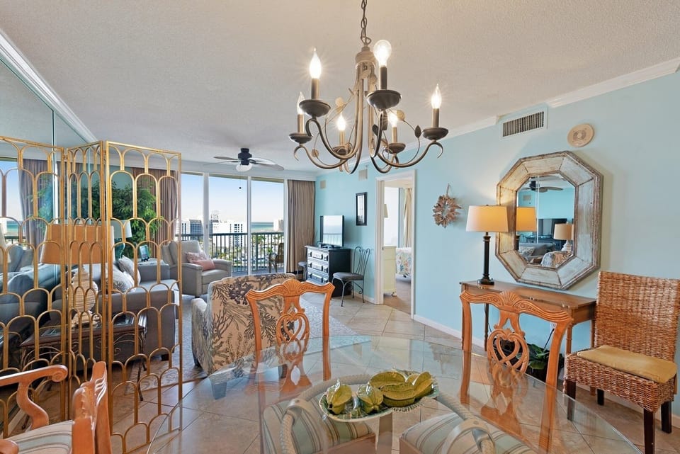 Home Decor, Dining Room, Dining Table, Furniture, Indoors