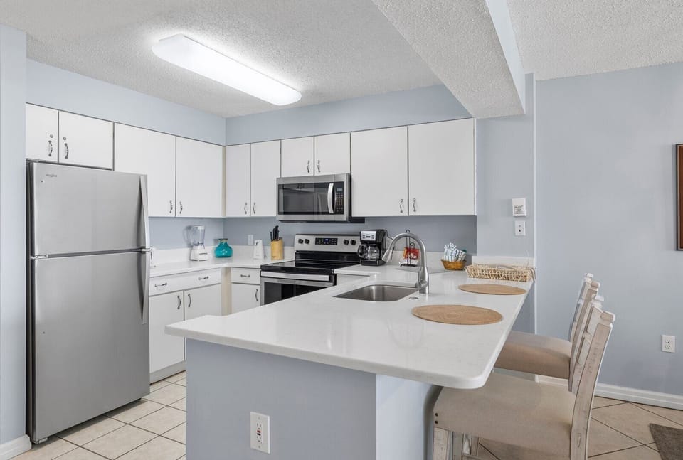 Indoors, Kitchen, Refrigerator, Microwave, Oven