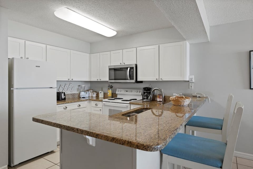 Indoors, Kitchen, Refrigerator, Microwave, Oven