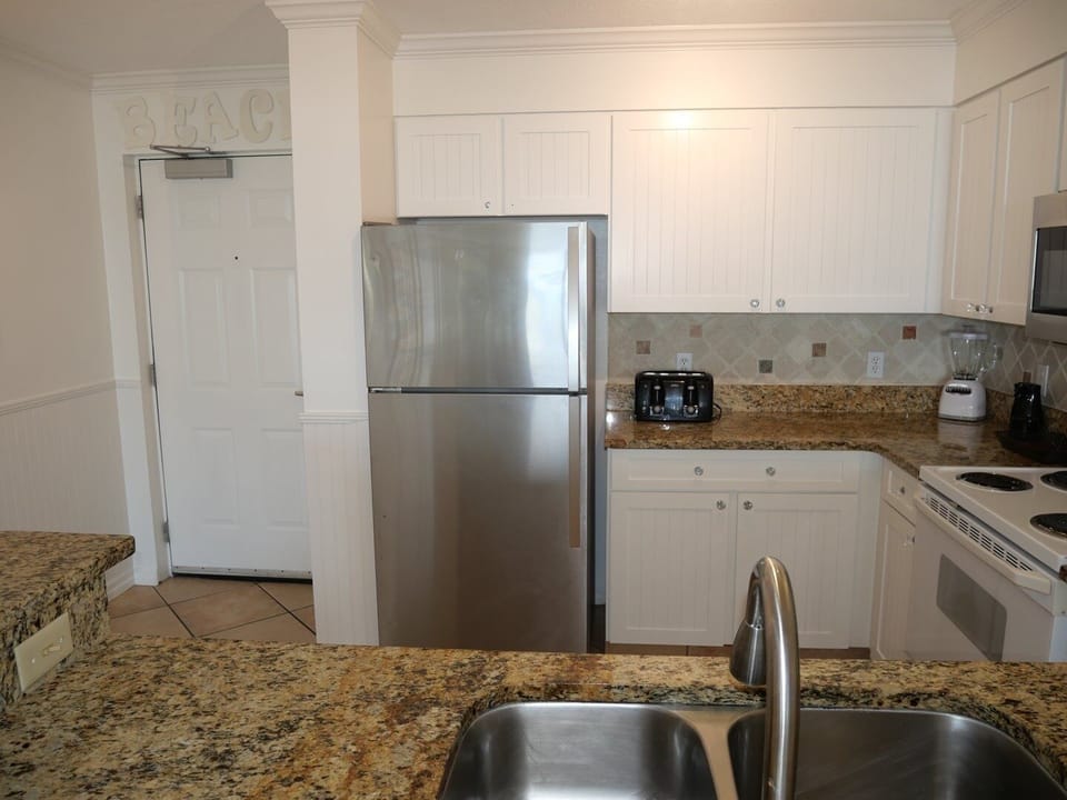 Indoors, Kitchen, Sink, Sink Faucet, Appliance