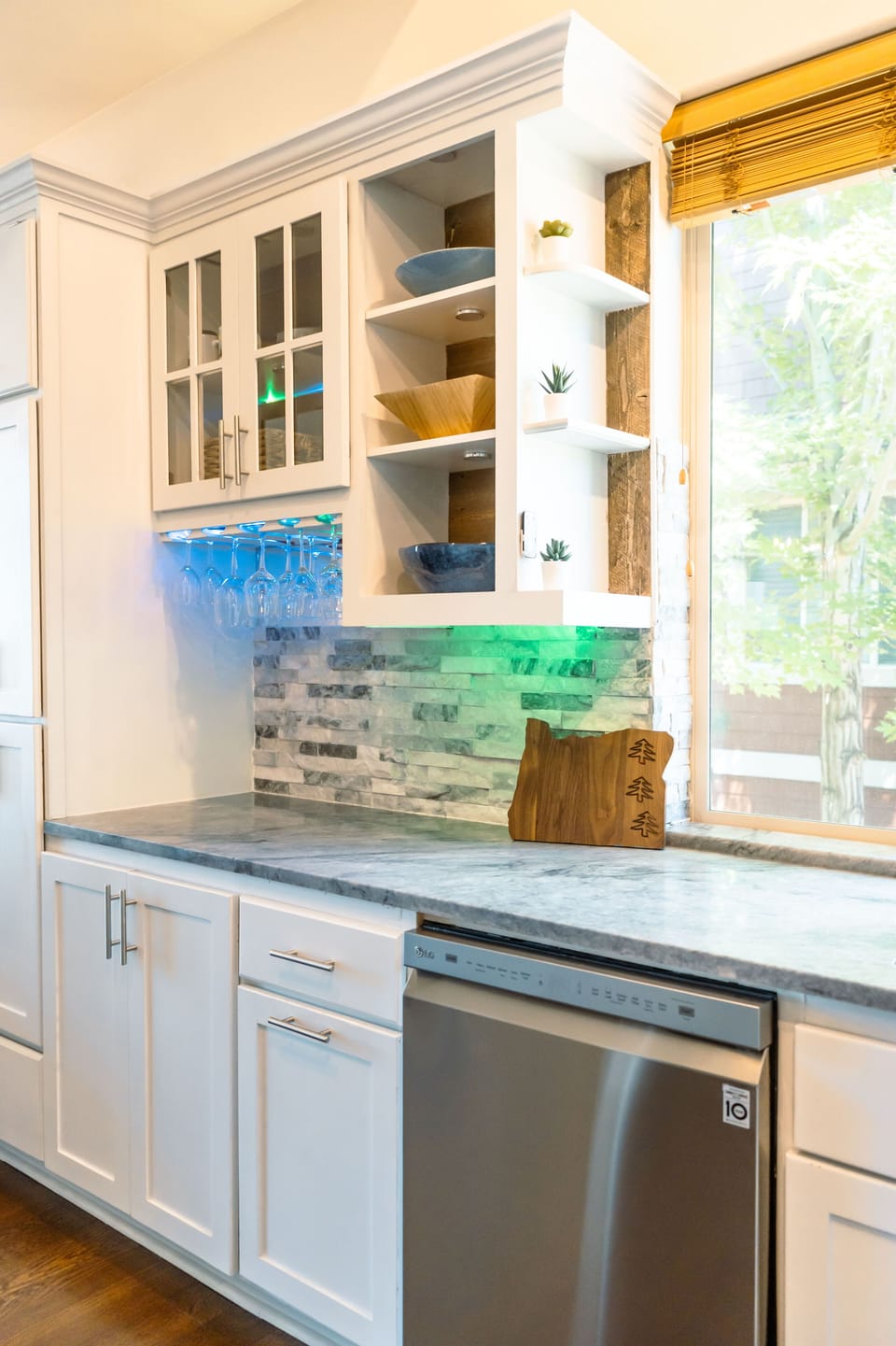 Kitchen with all the extras