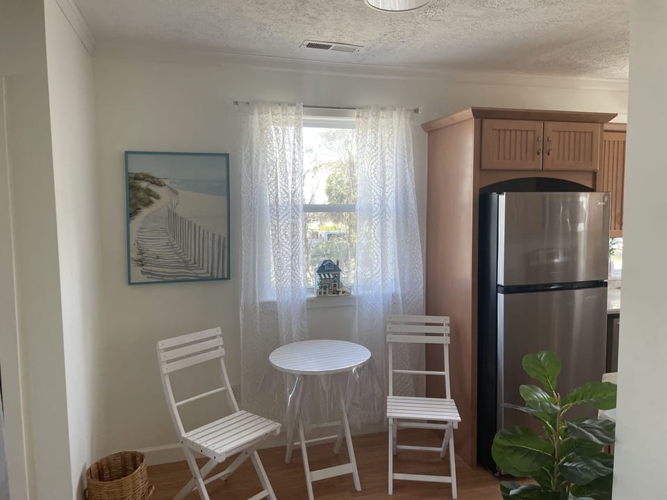 Breakfast nook with bistro table