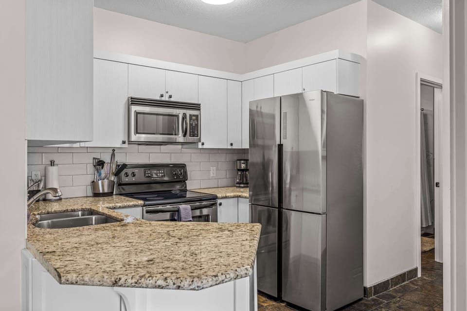 Fully equipped kitchen