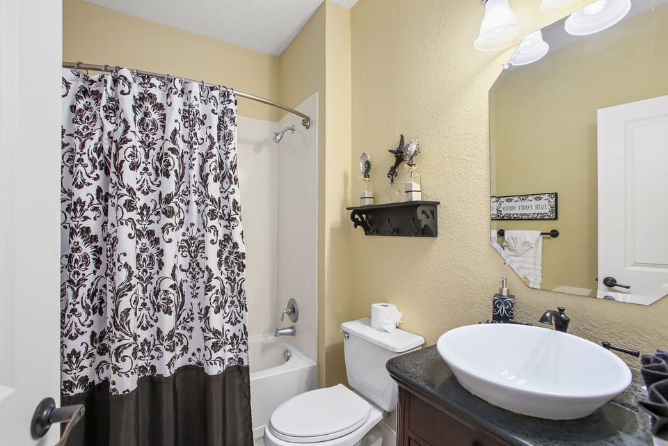 DOWNSTAIRS BATH