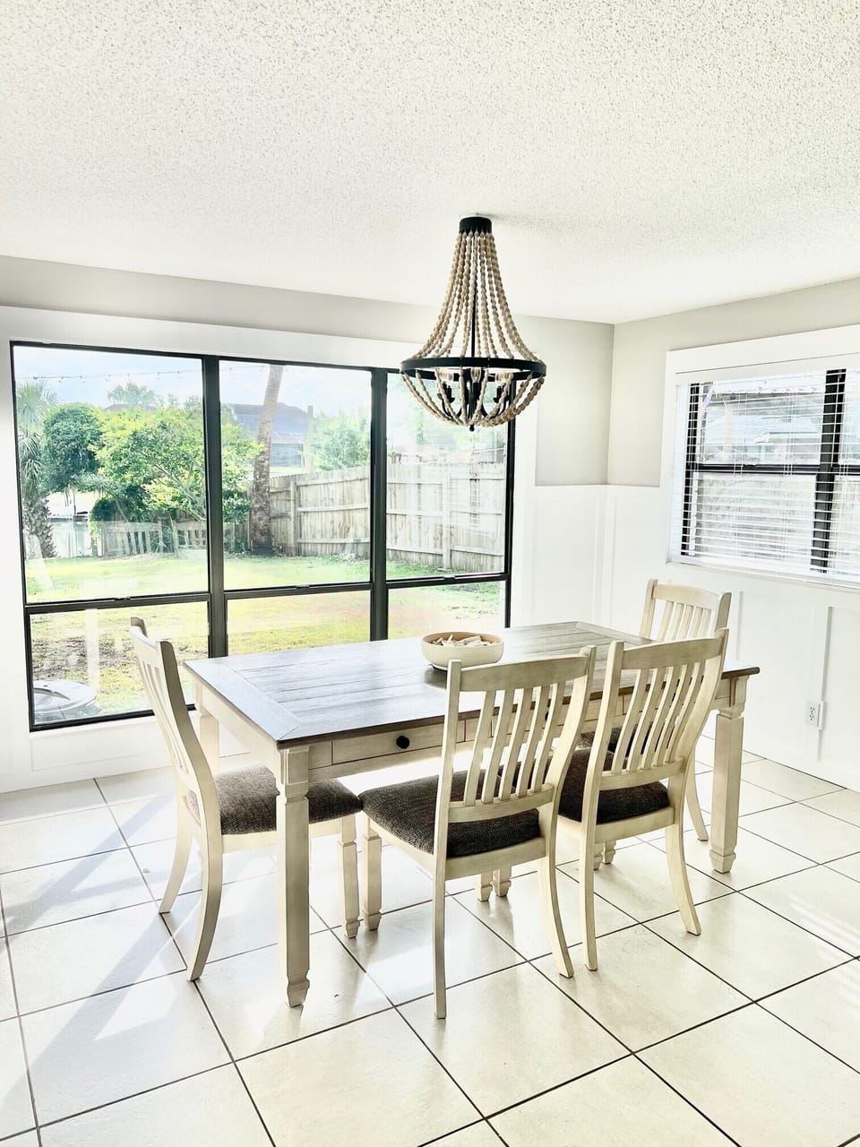 Dining room off the kitchen. Seating for 6!