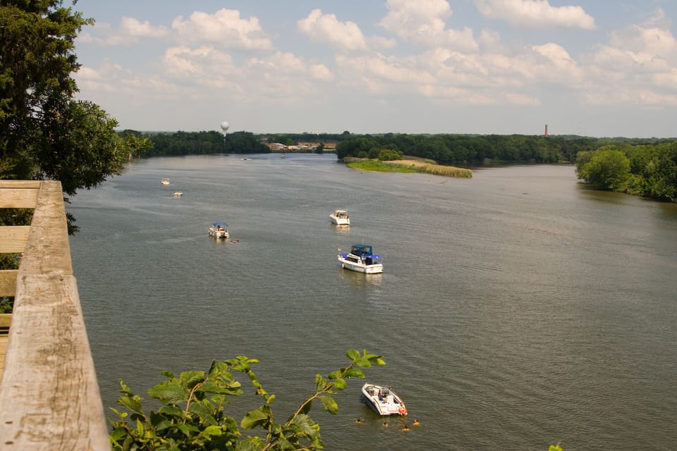 Boats on the Illinois River from a trail in Matthiessen State Park, 14 min away.