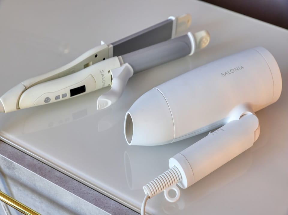 Bathroom amenities