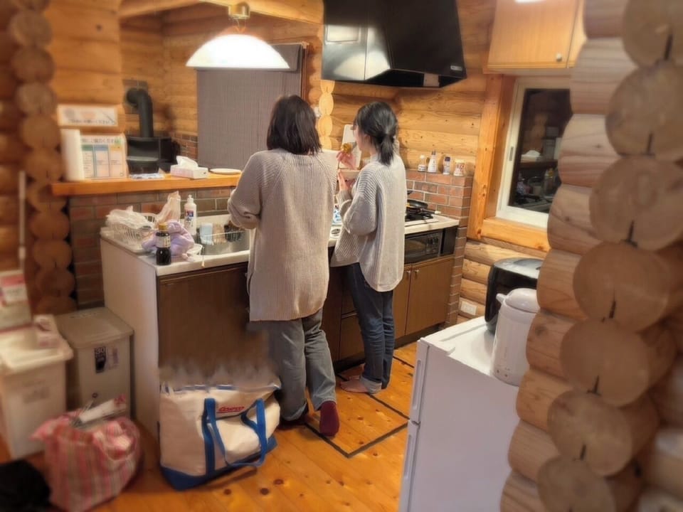 Enjoy cooking in a stylish open kitchen!