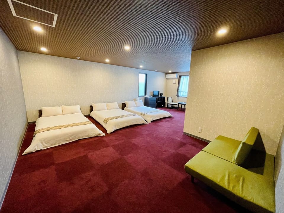 Family room 1