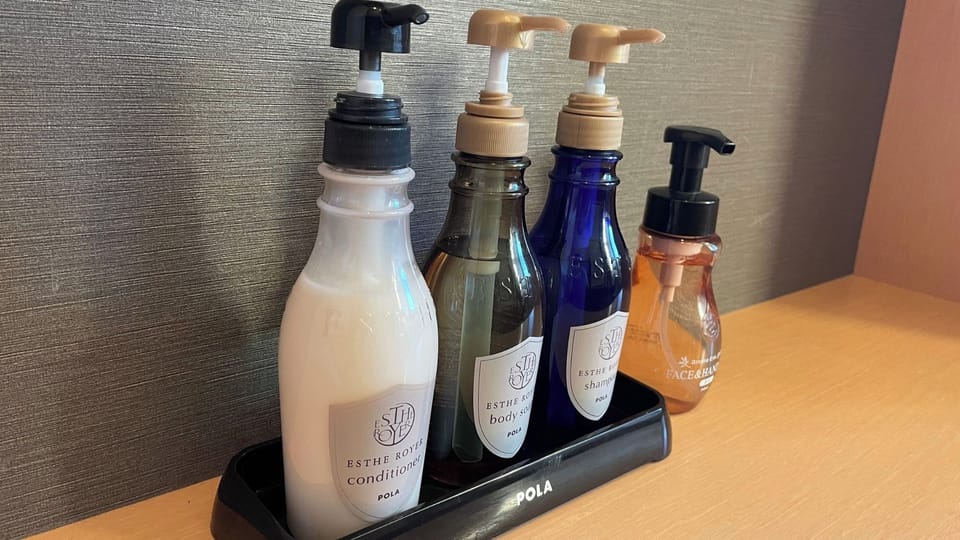 Bathroom amenities