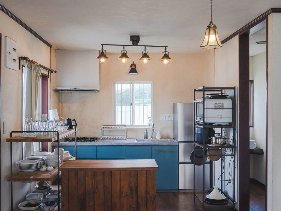 ・[CIELA] Fully equipped with basic amenities such as a microwave, refrigerator, and tableware