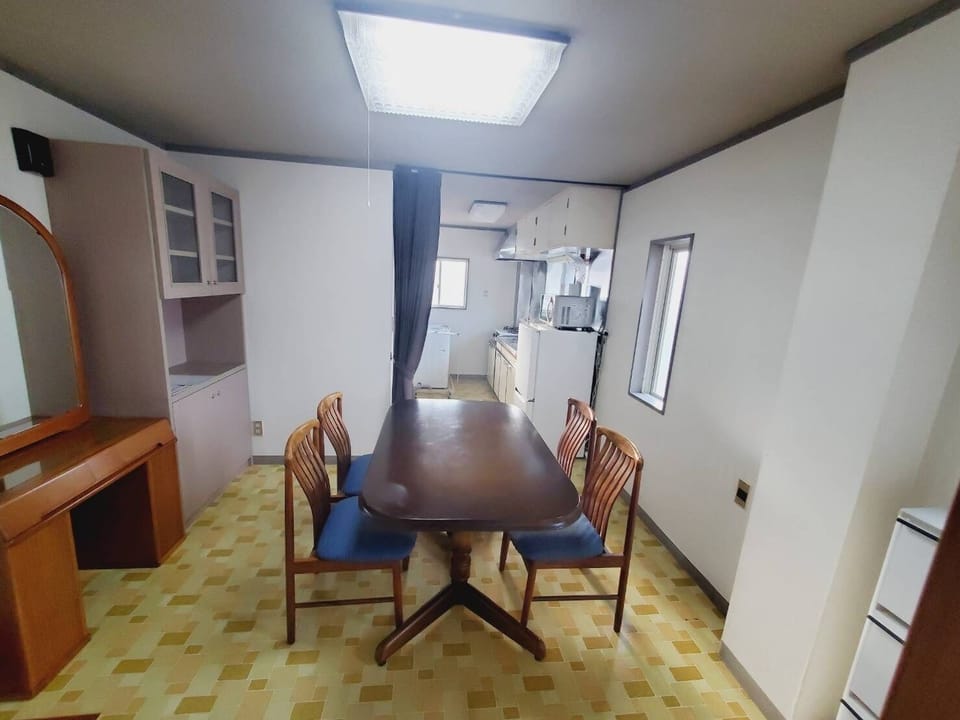The living dining room just inside the entrance
