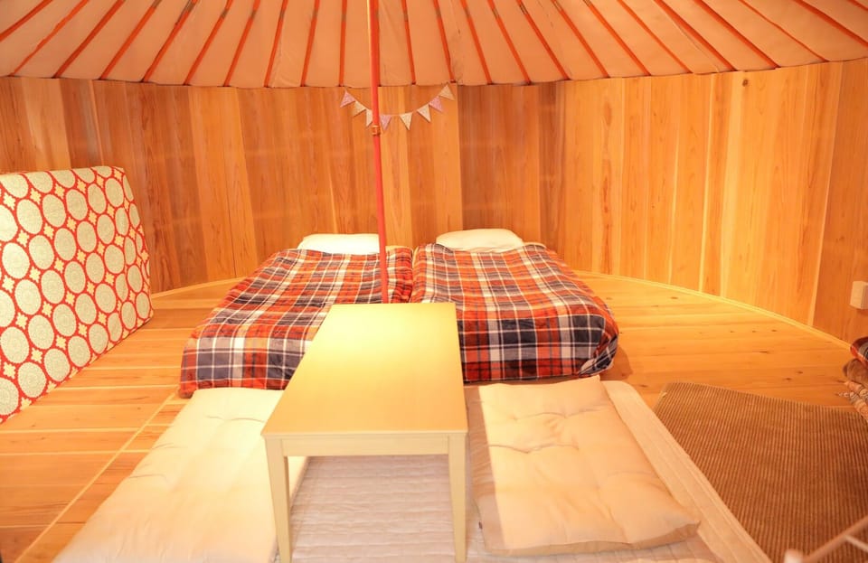 Ger tent interior: 4 beds