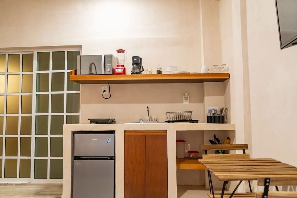 Equipped kitchenette