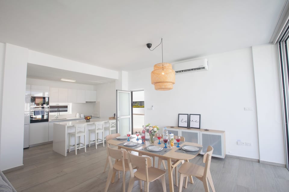 Villa, 4 Bedrooms, Private Pool, Garden View | Living area