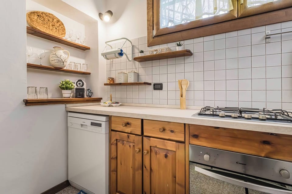 Apartment, 2 Bedrooms, Patio, Garden View | Interior