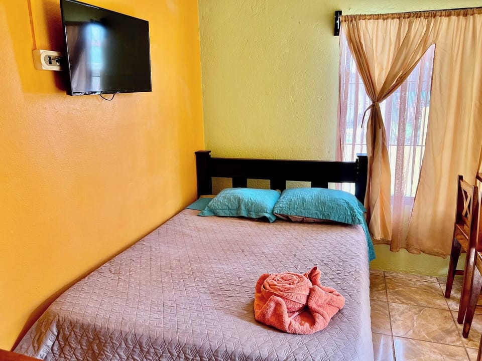 Room-!apartments M&m - La Fortuna, Volcá Apartment in La Fortuna