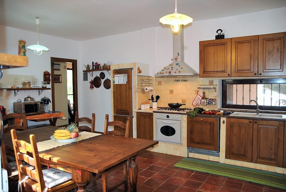 Villa, 5 Bedrooms, Private Pool, Garden View | Interior