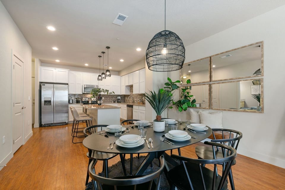 Townhome, Multiple Beds, Patio | Dining