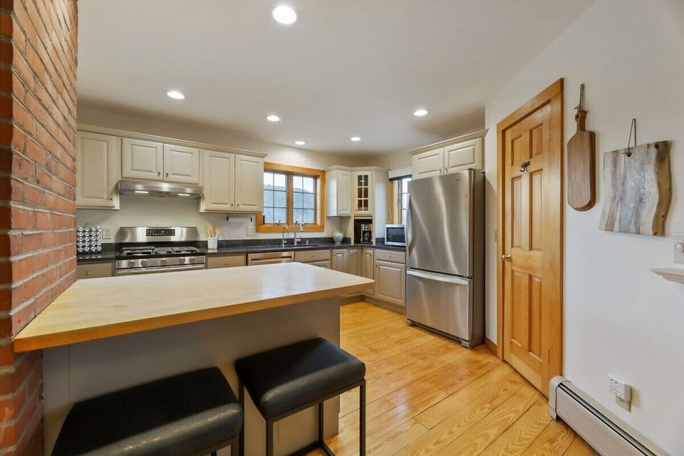 House 1 Kitchen