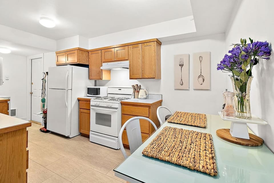 Fully equipped kitchen