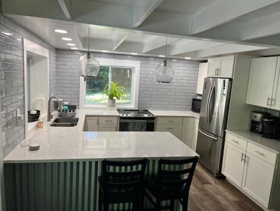 Fully renovated kitchen