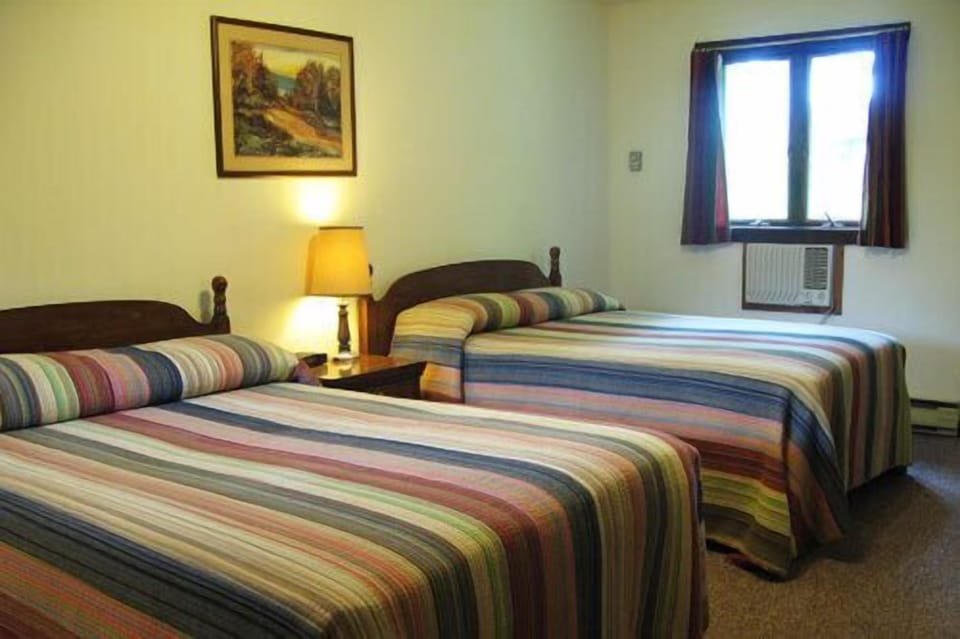 Standard Room, 2 Double Beds, Non Smoking (Breakfast Included Only ) | Cribs (surcharge), rollaway beds (surcharge), WiFi (free), bed sheets