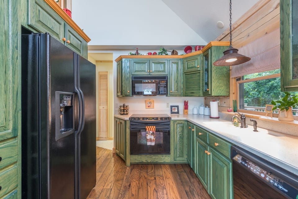 Craft delicious meals in the kitchen complete with dishwasher & standard drip coffeemaker.