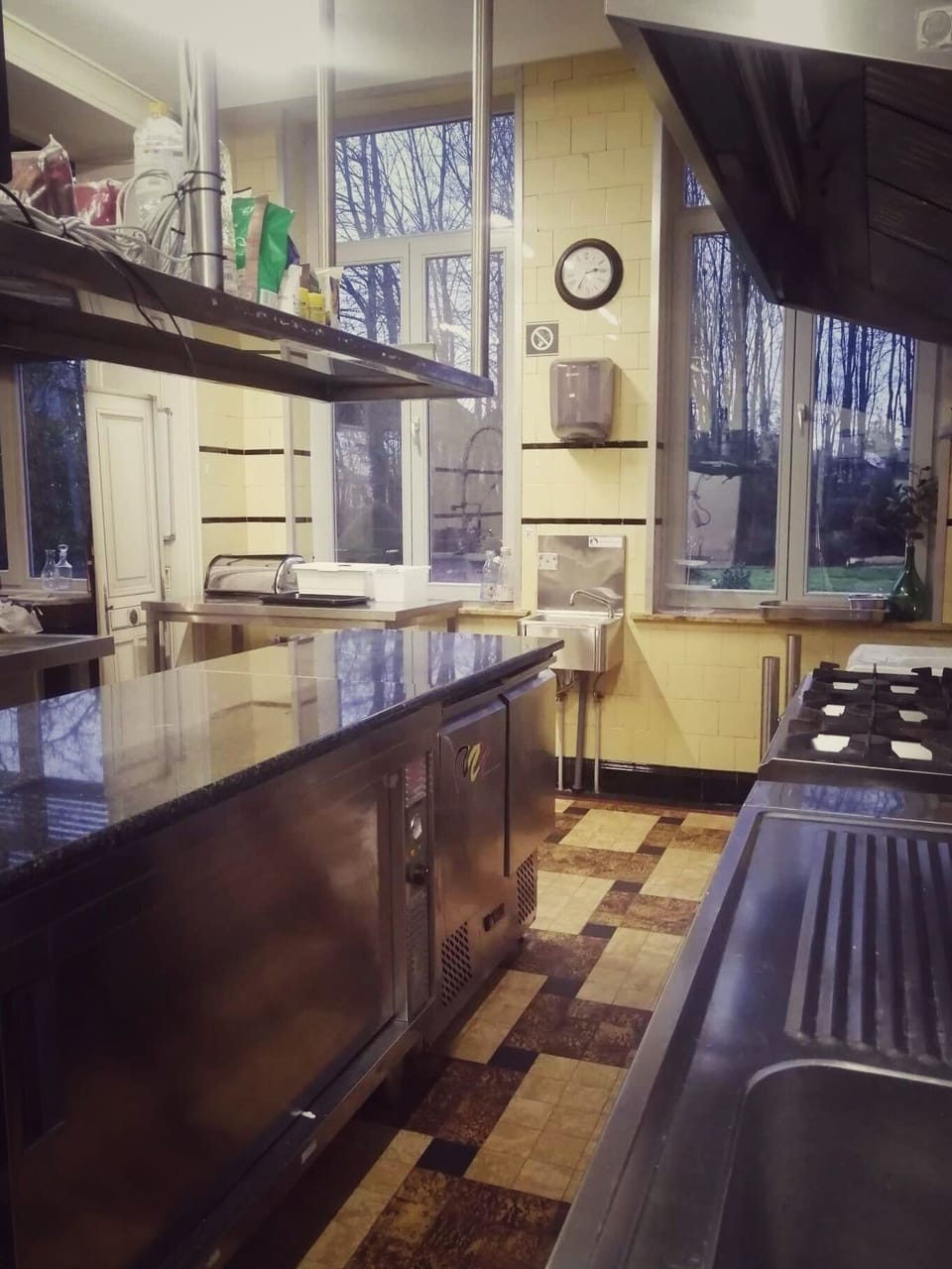 Private kitchen