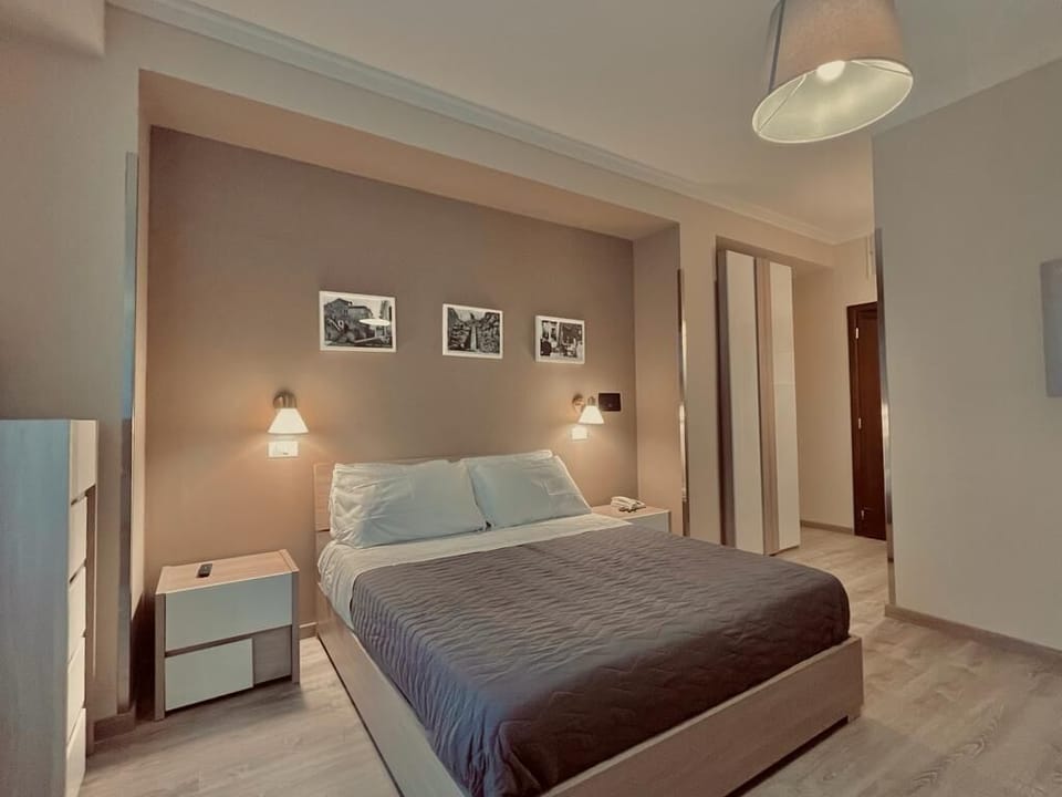 Classic Double or Twin Room | In-room safe, free WiFi, bed sheets, wheelchair access