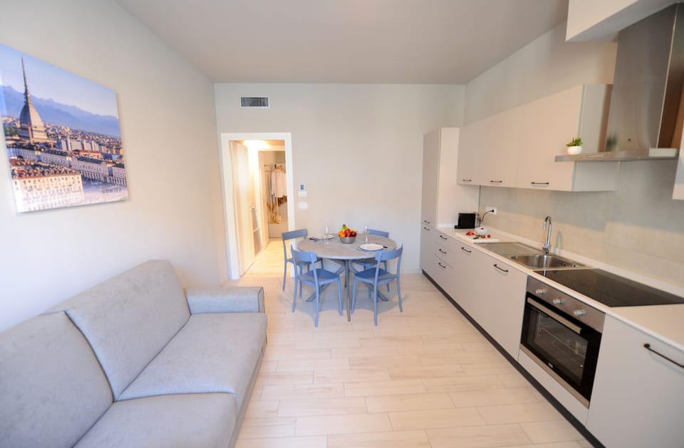 Apartment, 1 Bedroom, Terrace, Courtyard View | Living area | Smart TV