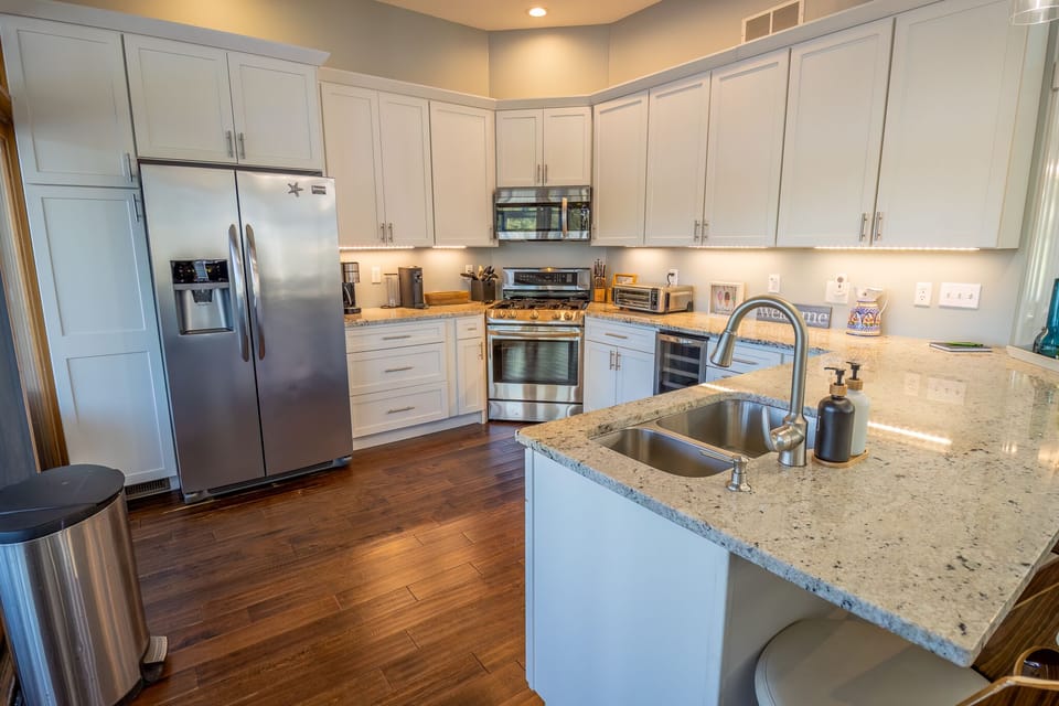 Main Level | Kitchen