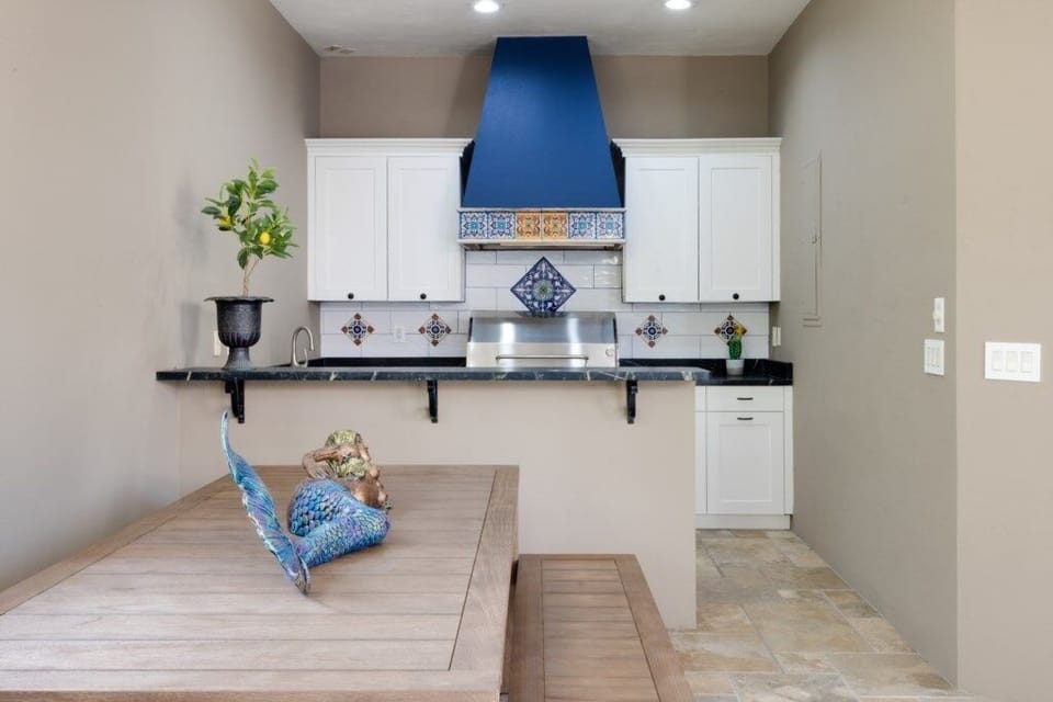 House, Multiple Bedrooms | Dining