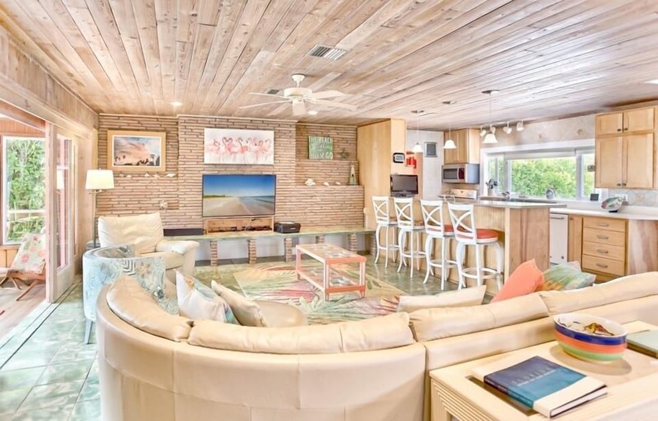 House, 4 Bedrooms | Living area