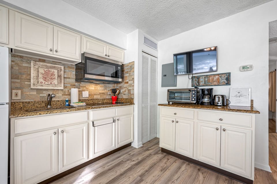 Newley Updated Kitchen