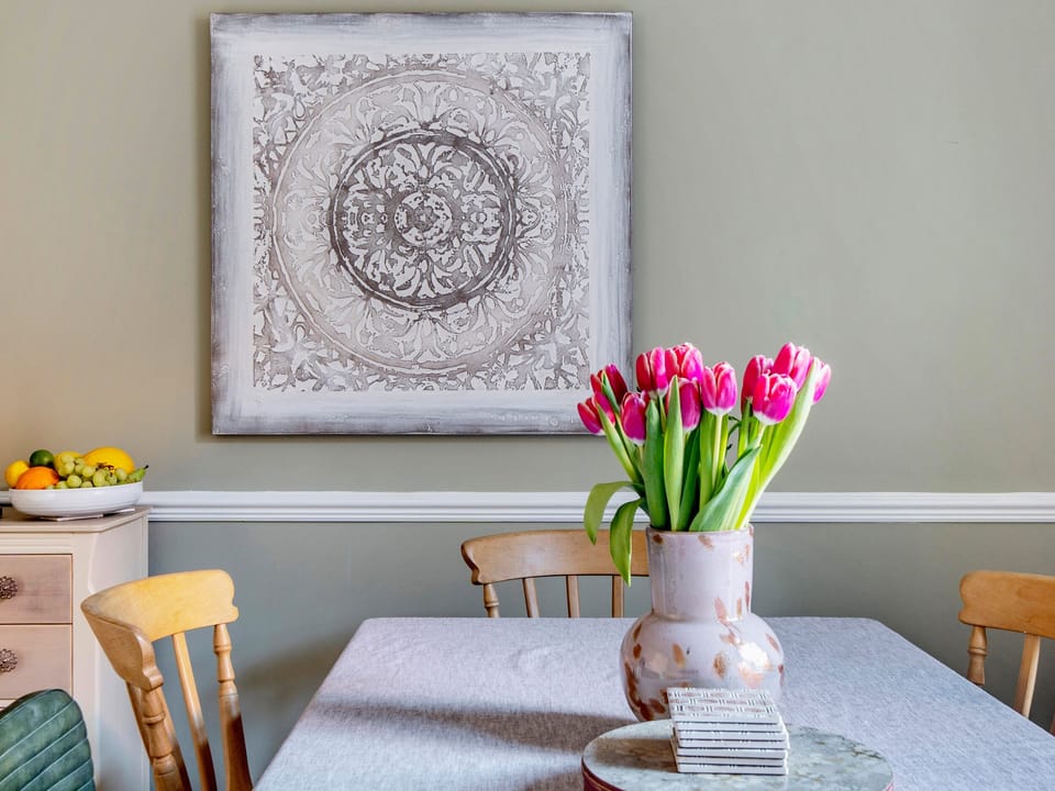 Cottage | Dining