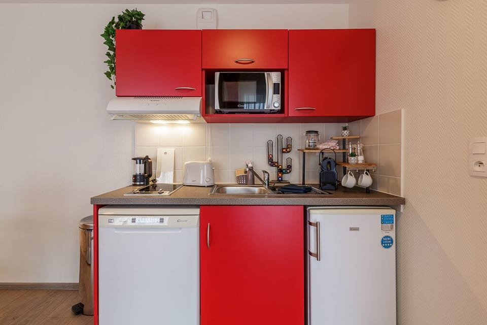 Fridge, microwave, dishwasher, electric kettle