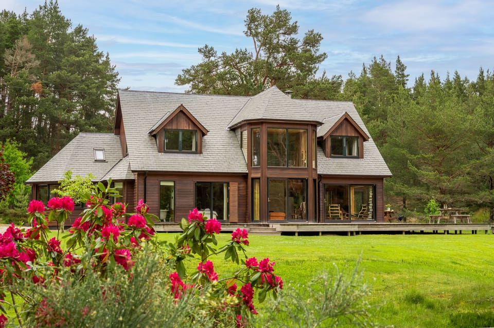 Baddengorm Lodge in woods