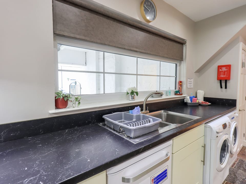 Fridge, dishwasher, electric kettle, toaster