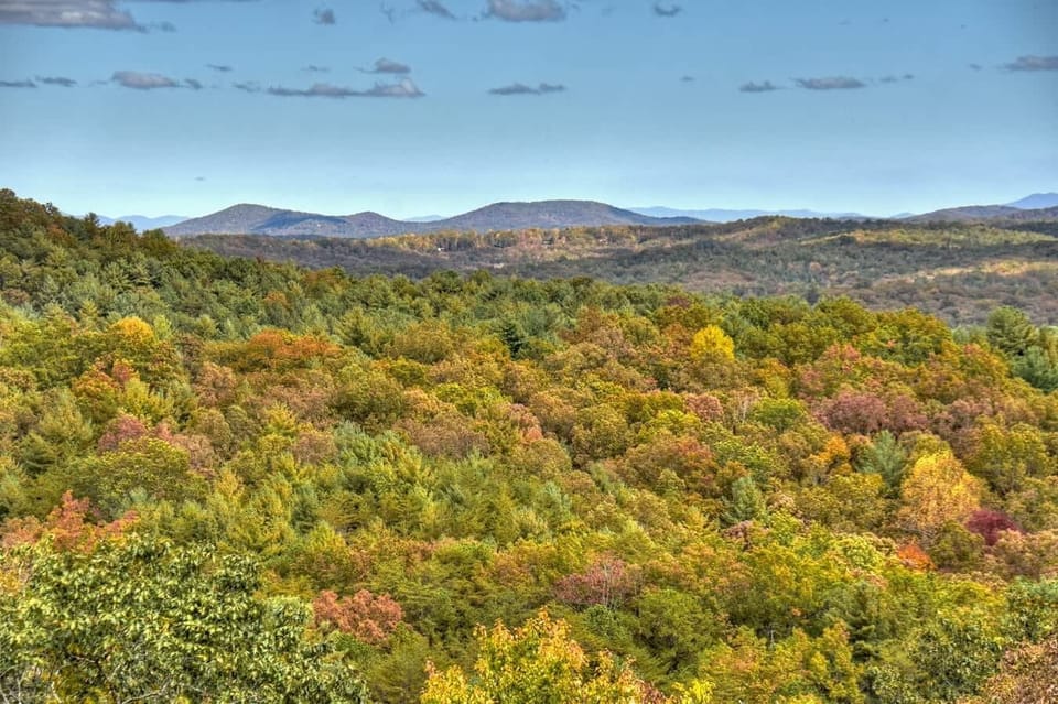 Breathtaking mountain views from the cabin