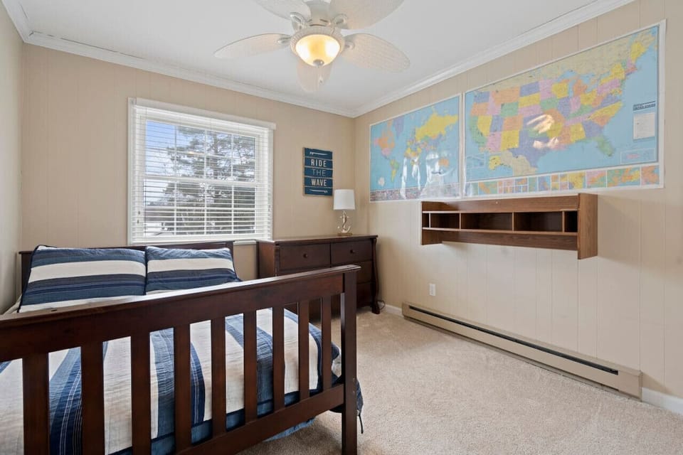 Second floor full bedroom