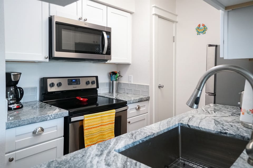 Full functional kitchen