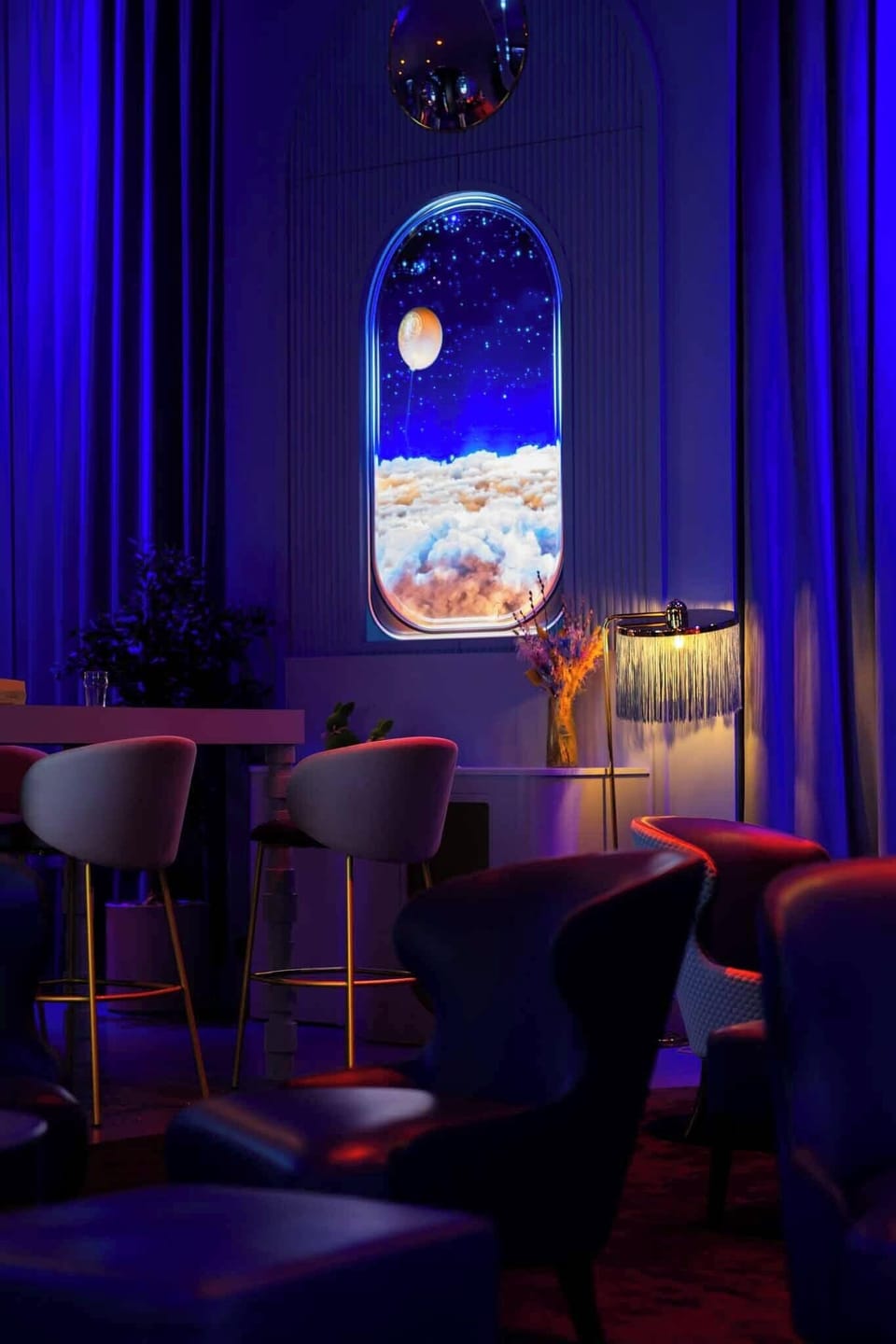 Lobby lounge, garden views, open daily