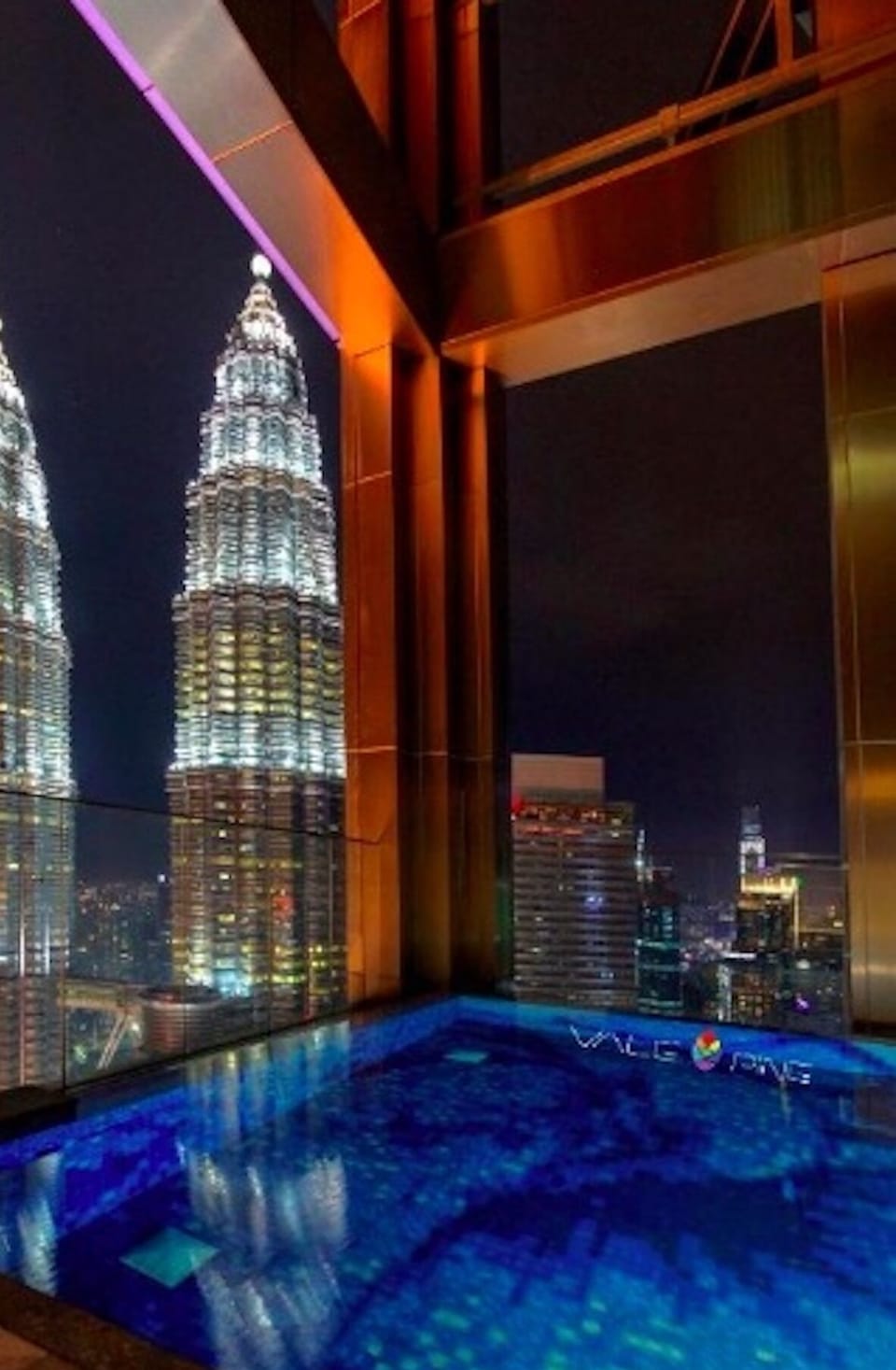 Rooftop pool