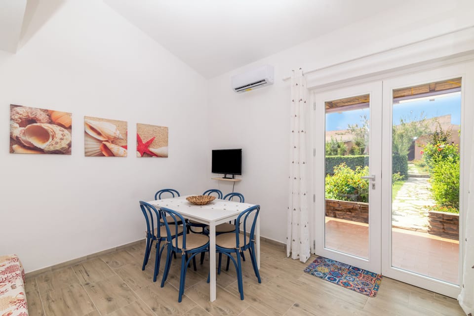 Living and dining room