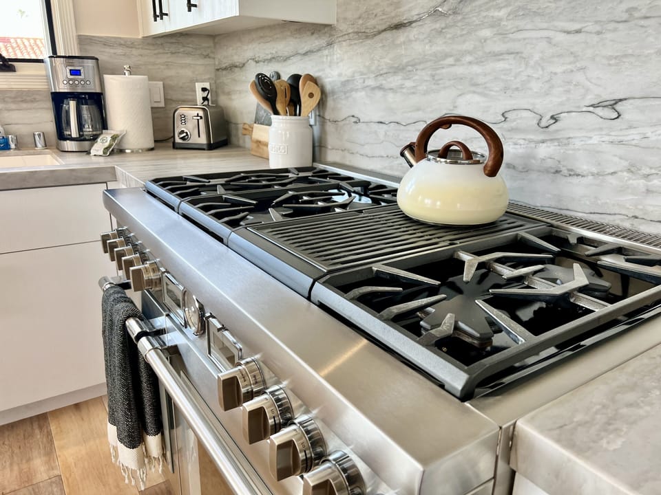 Thermador Stovetop Oven