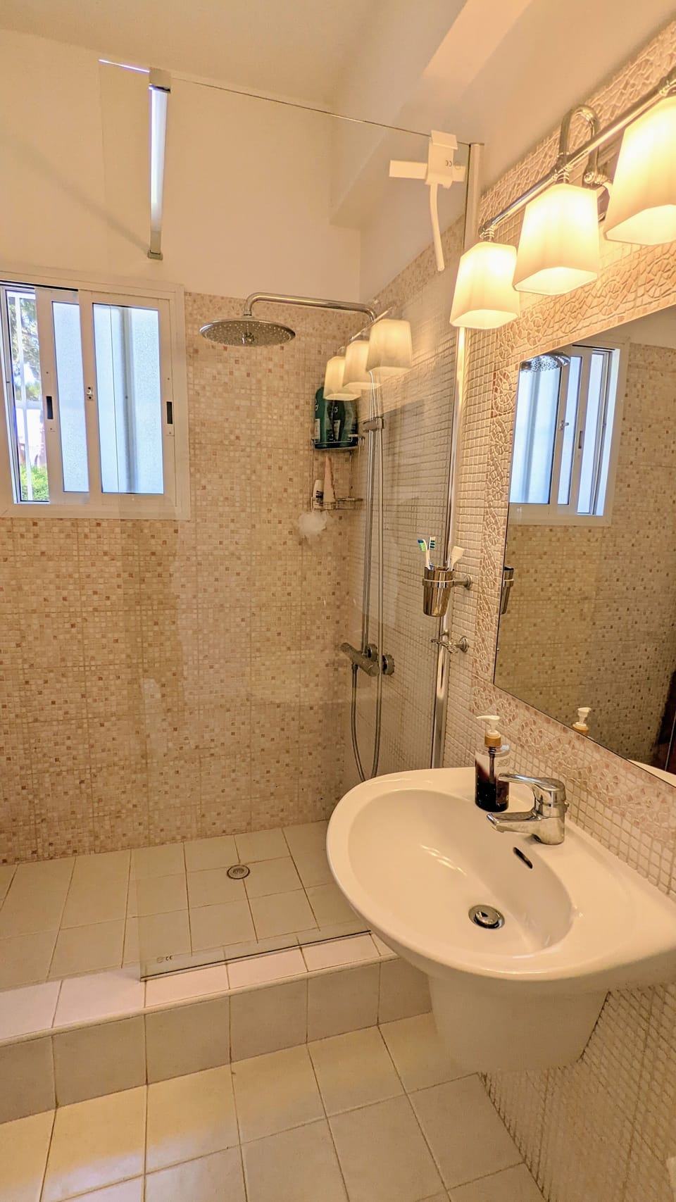 Main bathroom