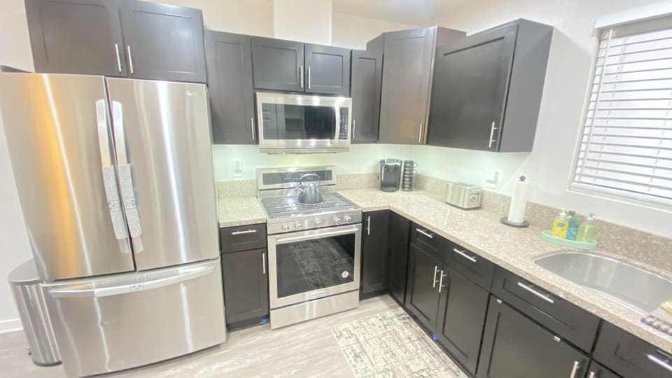 Gas stove & microwave