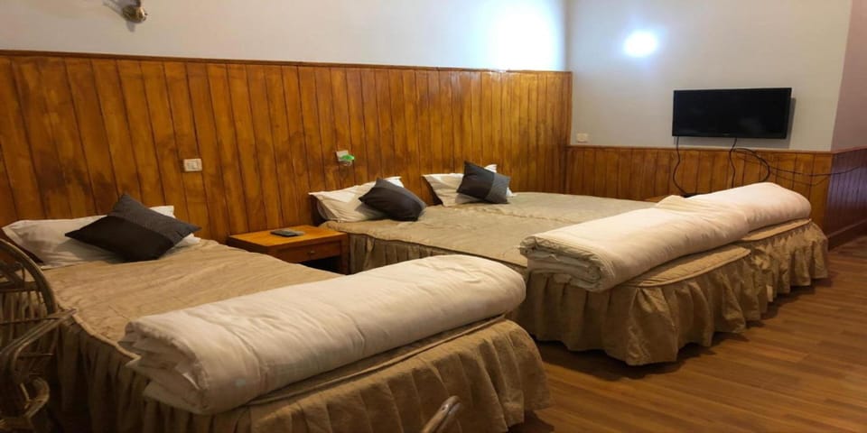 Quadruple Room | Free WiFi, bed sheets